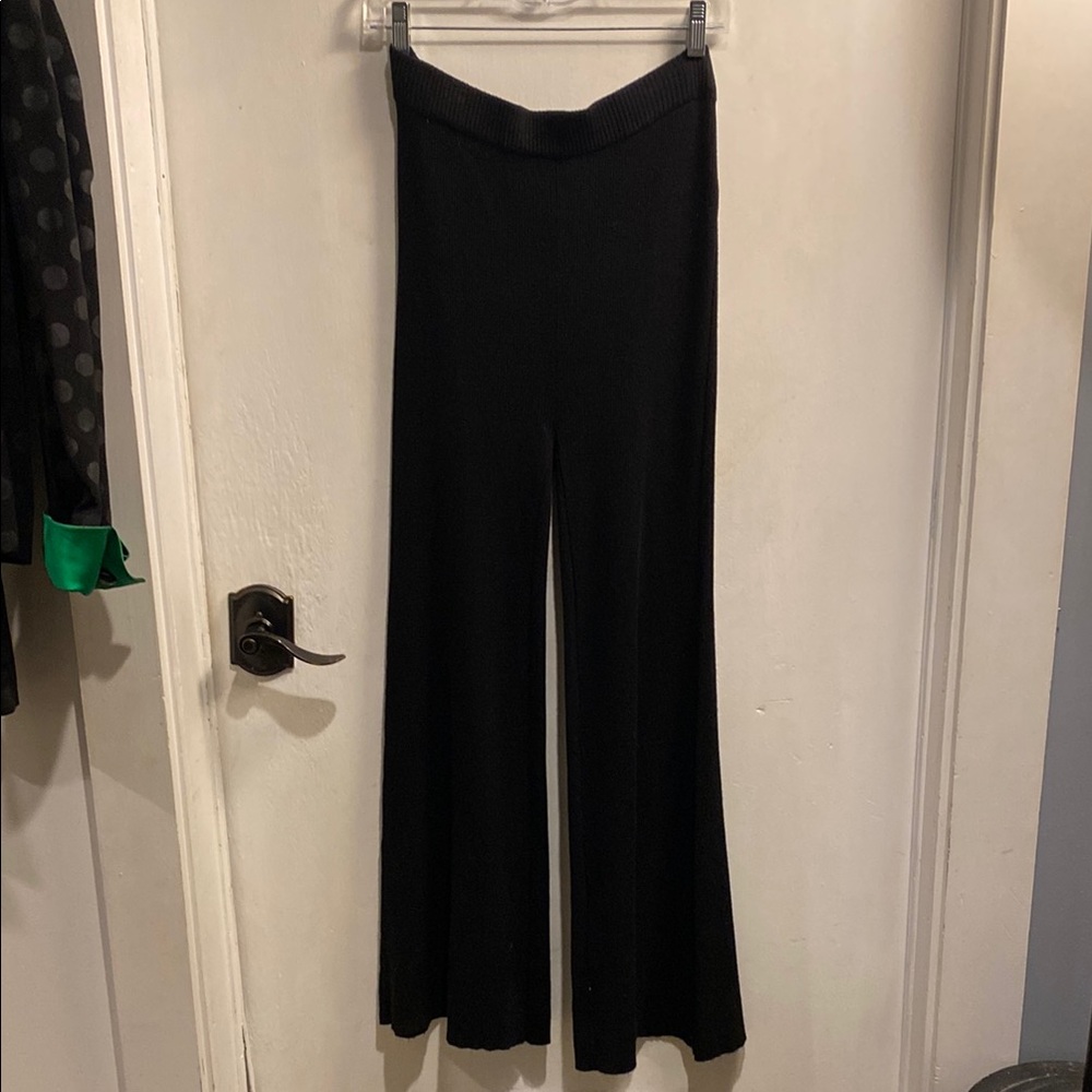 House of Harlow 1960 Black sweater Flare Pants
